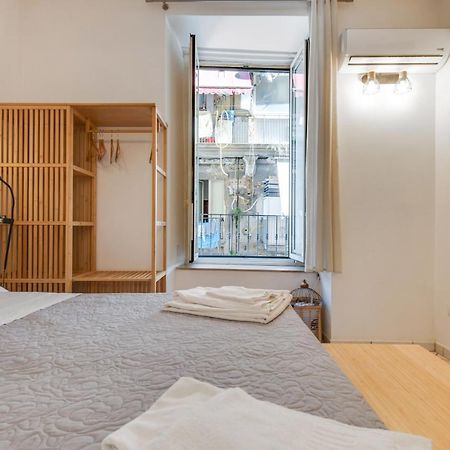 Spaccanapoli - Fully Equipped Studio Bagian luar foto
