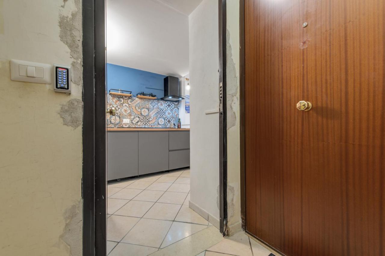 Spaccanapoli - Fully Equipped Studio Bagian luar foto