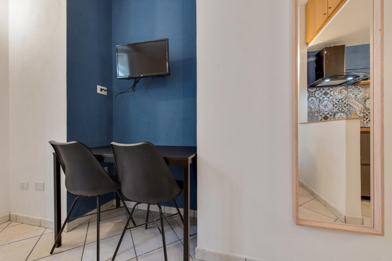 Spaccanapoli - Fully Equipped Studio Bagian luar foto